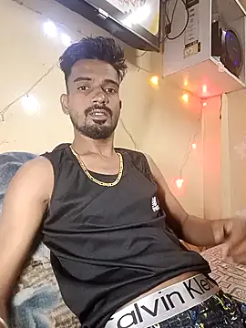 Snapshot of saggy1218 chatting on December 21, 2025, 5:58 pm saggy1218 online show from December 21, 2025, 5:58 pm