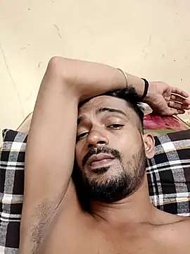 Snapshot of saggy1218 chatting on February 5, 2026, 9:43 pm saggy1218 online show from February 5, 2026, 9:43 pm