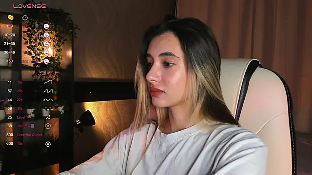 DarlaLike online show from November 23, 2025, 3:38 am