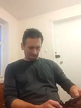 Snapshot of Viause_Kentauelle chatting on February 8, 2025, 3:31 pm Viause Kentauelle online show from February 8, 2025, 3:31 pm