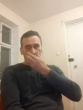 Snapshot of Viause_Kentauelle chatting on February 16, 2025, 8:33 pm Viause Kentauelle online show from February 16, 2025, 8:33 pm