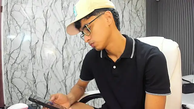 Snapshot of allens_joe chatting on December 5, 2025, 2:15 pm allens joe online show from December 5, 2025, 2:15 pm