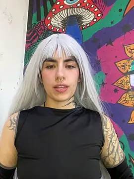 Snapshot of _Artemisa_X chatting on October 19, 2025, 9:50 pm  Artemisa X online show from October 19, 2025, 9:50 pm