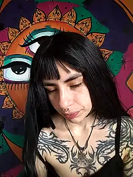 Snapshot of _Artemisa_X chatting on September 28, 2025, 7:32 pm  Artemisa X online show from September 28, 2025, 7:32 pm