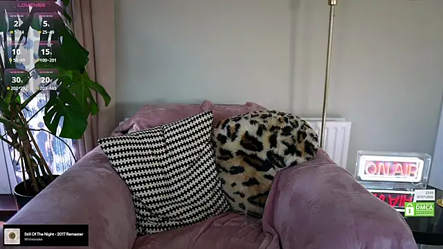 Billiexxox online show from July 7, 2026, 2:09 pm