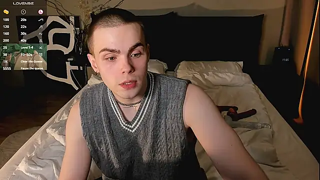 Snapshot of simonwnl chatting on February 10, 2026, 5:12 pm simonwnl online show from February 10, 2026, 5:12 pm