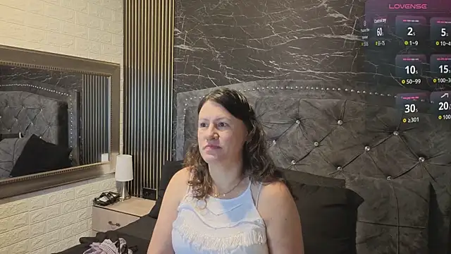 charlotte  G online show from March 28, 2026, 11:00 am