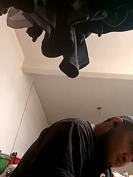 Snapshot of YoSoyLittleBoy chatting on September 26, 2025, 6:37 pm YoSoyLittleBoy online show from September 26, 2025, 6:37 pm