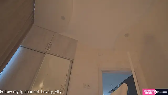 EllyMays online show from September 21, 2025, 7:24 am