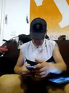 ILive2plezz online show from October 5, 2025, 6:04 am