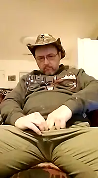 ILive2plezz online show from March 11, 2025, 6:08 am