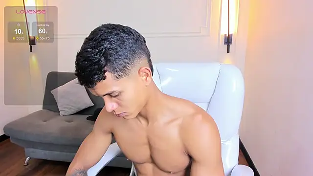 Snapshot of Paradise_boy_s chatting on November 19, 2025, 9:48 pm Paradise boy s online show from November 19, 2025, 9:48 pm