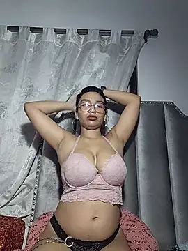 Snapshot of paprika069 chatting on July 18, 2026, 4:32 am paprika069 online show from July 18, 2026, 4:32 am