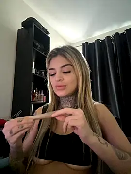 bbholli online show from November 13, 2025, 8:13 pm