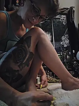 Snapshot of nephilaaranea chatting on July 13, 2026, 3:00 pm nephilaaranea online show from July 13, 2026, 3:00 pm
