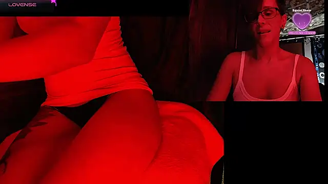 Snapshot of nephilaaranea chatting on March 22, 2026, 11:50 pm nephilaaranea online show from March 22, 2026, 11:50 pm