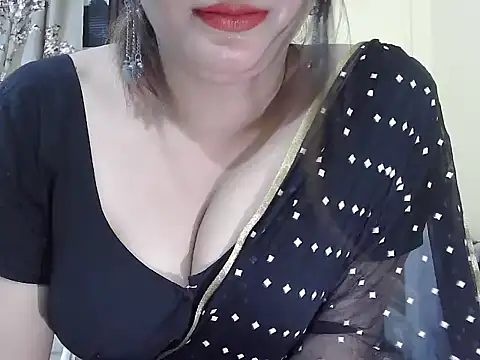 Model-Tanya online show from March 29, 2026, 9:05 pm