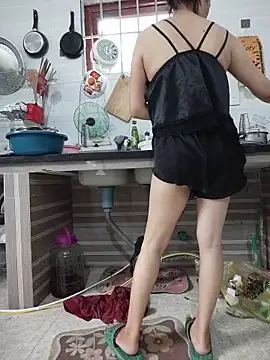 Hara lusia83 online show from June 18, 2026, 2:43 am