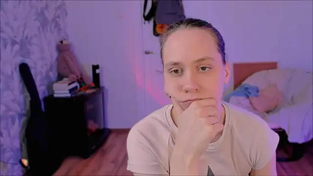 Malinax online show from April 8, 2026, 1:34 pm