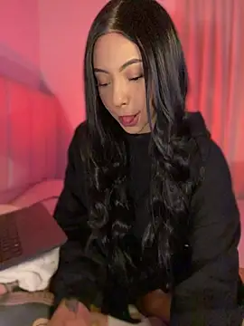 eva elifee online show from February 3, 2026, 8:41 am