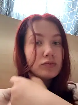 Snapshot of Tinti0304 chatting on April 1, 2026, 7:53 am Tinti0304 online show from April 1, 2026, 7:53 am