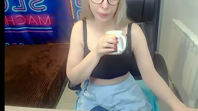 kerakiss877 online show from January 11, 2026, 7:43 pm