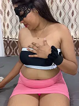 Snapshot of little_shadow chatting on September 16, 2025, 5:25 pm little shadow online show from September 16, 2025, 5:25 pm