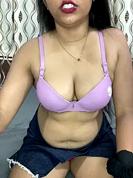 Snapshot of little_shadow chatting on September 18, 2025, 5:05 pm little shadow online show from September 18, 2025, 5:05 pm