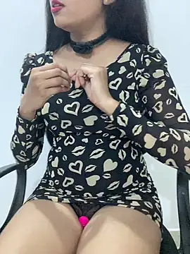 Snapshot of little_shadow chatting on January 21, 2025, 8:32 pm little shadow online show from January 21, 2025, 8:32 pm