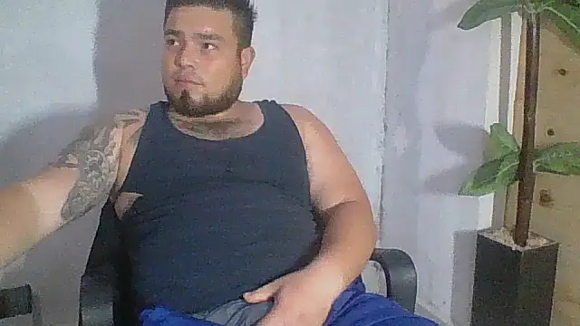 Snapshot of DirtyRcride chatting on September 22, 2025, 2:45 pm DirtyRcride online show from September 22, 2025, 2:45 pm