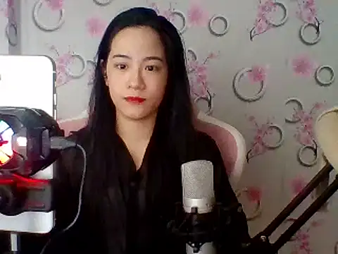 Snapshot of Nana-68 chatting on March 10, 2025, 2:59 pm Nana-68 online show from March 10, 2025, 2:59 pm