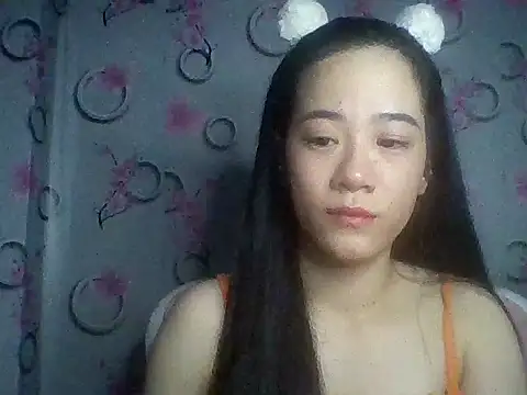 Snapshot of Nana-68 chatting on November 3, 2025, 4:32 pm Nana-68 online show from November 3, 2025, 4:32 pm