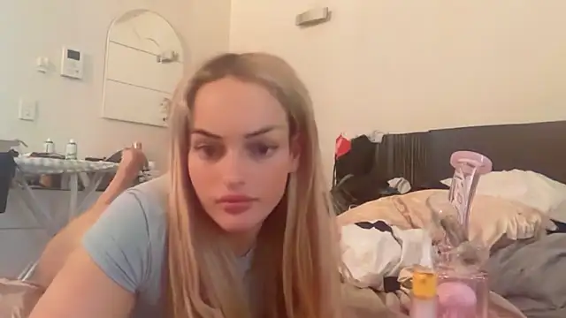 stenzxx online show from November 4, 2025, 12:58 am