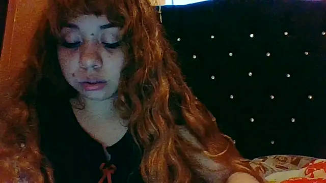 Snapshot of Jennxdolls chatting on June 18, 2026, 9:09 pm Jennxdolls online show from June 18, 2026, 9:09 pm