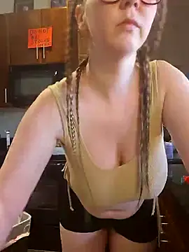 Snapshot of littlelustlamb chatting on September 19, 2025, 4:55 pm littlelustlamb online show from September 19, 2025, 4:55 pm