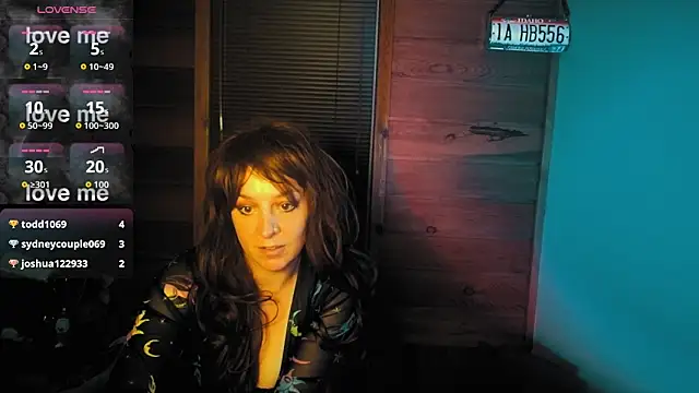 MonroeLoves online show from February 18, 2026, 4:54 am