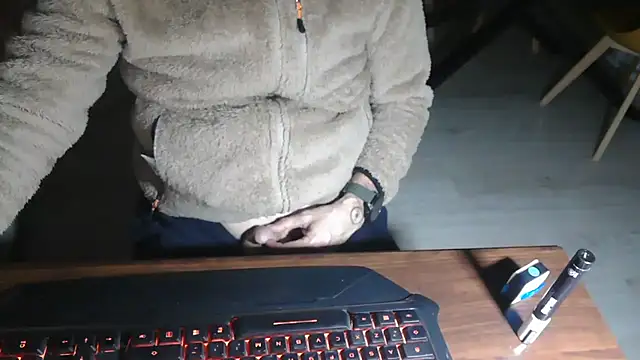 Adri gard online show from February 16, 2026, 9:13 pm