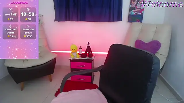 shanel cullen  online show from February 3, 2025, 4:52 pm