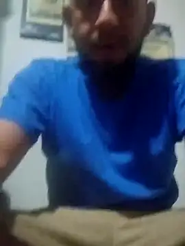 pineda1689 online show from October 23, 2025, 4:33 am