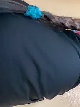 Snapshot of Evelyn_Moon chatting on November 5, 2025, 3:15 pm Evelyn Moon online show from November 5, 2025, 3:15 pm