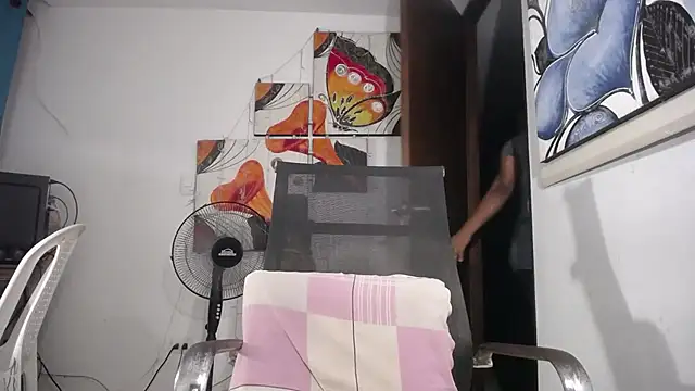 tsbigcock10incock online show from February 10, 2026, 5:39 am