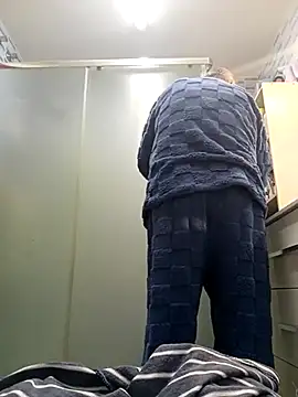 Snapshot of calamardo19 chatting on December 11, 2024, 6:14 am calamardo19 online show from December 11, 2024, 6:14 am