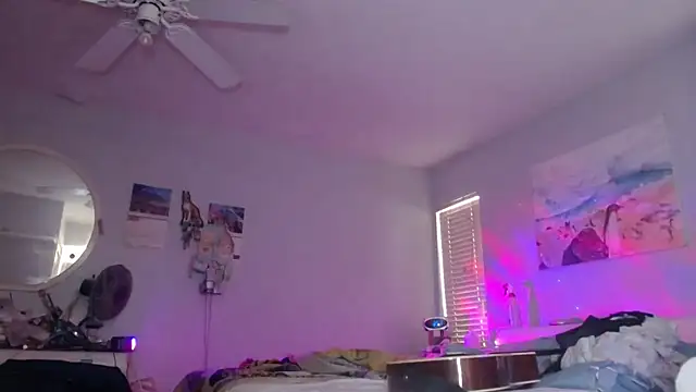 sweetnissapril online show from October 6, 2025, 7:47 pm