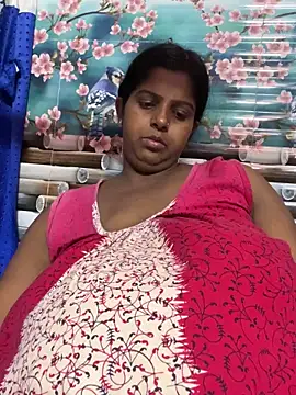 Beauty-queen online show from April 19, 2026, 6:10 pm