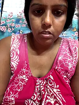 Beauty-queen online show from October 31, 2025, 1:52 pm