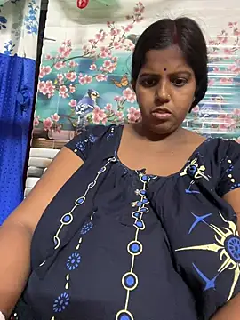 Beauty-queen online show from April 5, 2026, 5:52 pm