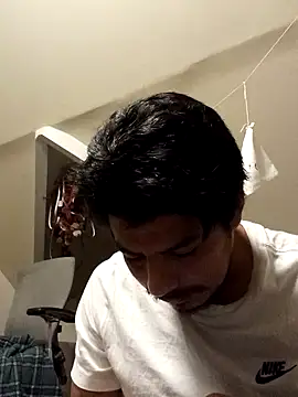 Snapshot of MynameisPaco chatting on October 29, 2025, 10:52 pm MynameisPaco online show from October 29, 2025, 10:52 pm