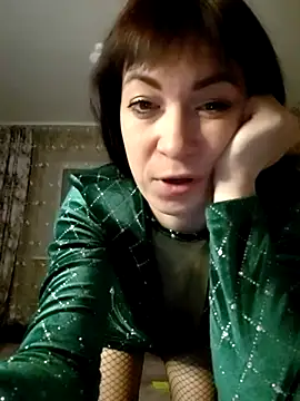 NikaXBerry online show from January 2, 2025, 5:39 pm