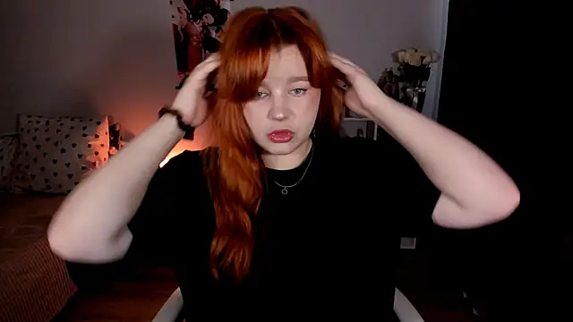 Snapshot of _Lisa_x chatting on November 19, 2025, 5:51 am Lisa x online show from November 19, 2025, 5:51 am