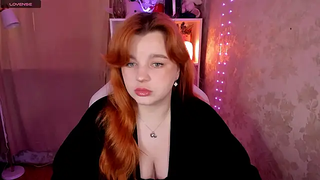 Snapshot of _Lisa_x chatting on March 10, 2026, 12:53 pm Lisa x online show from March 10, 2026, 12:53 pm